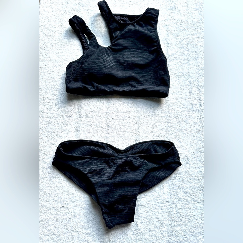 Live! Bikini swimsuit set - size S
